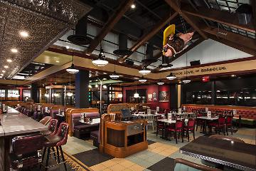 Lucille's Smokehouse, - Torrance, CA - Dining