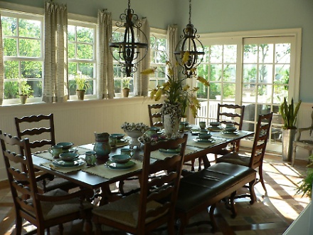  Breakfast Sunroom