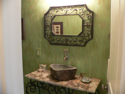  Half Bath - Unique Sink